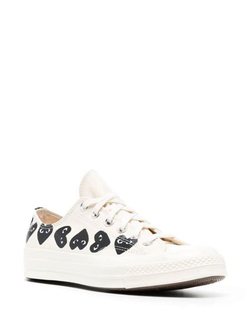 WHITE MULTIHEART LOW SNEAKER Comme des Garcons Play | AZK1262